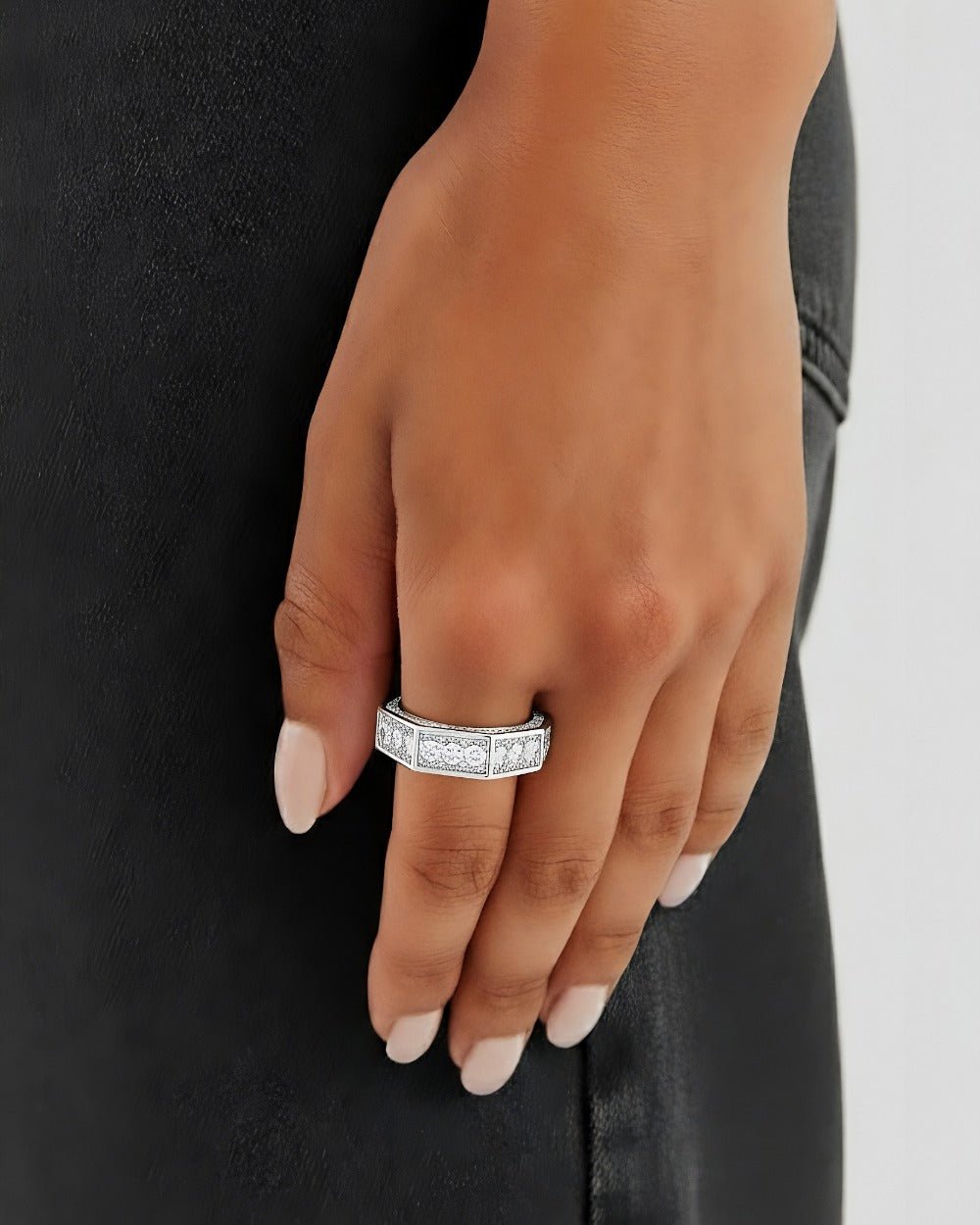 MOISSANITE ICED HEXAGON RING. - Drippy Amsterdam