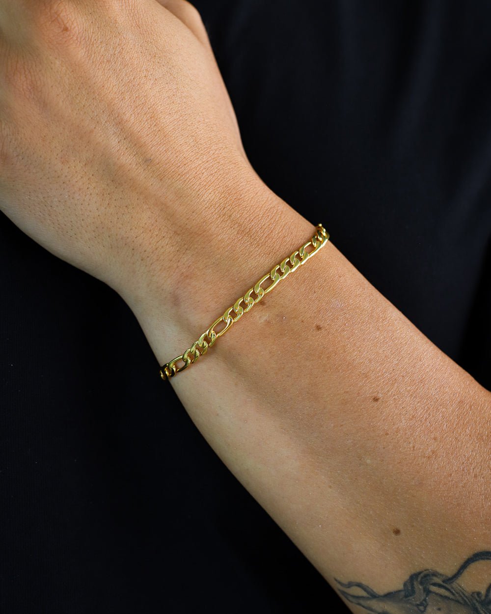 CLEAN FIGARO BRACELET. - 5MM 18K GOLD - Drippy Amsterdam