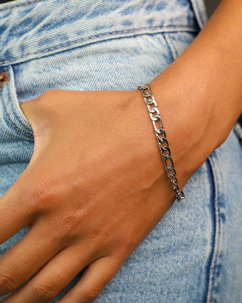 CLEAN FIGARO BRACELET. - 5MM WHITE GOLD - Drippy Amsterdam