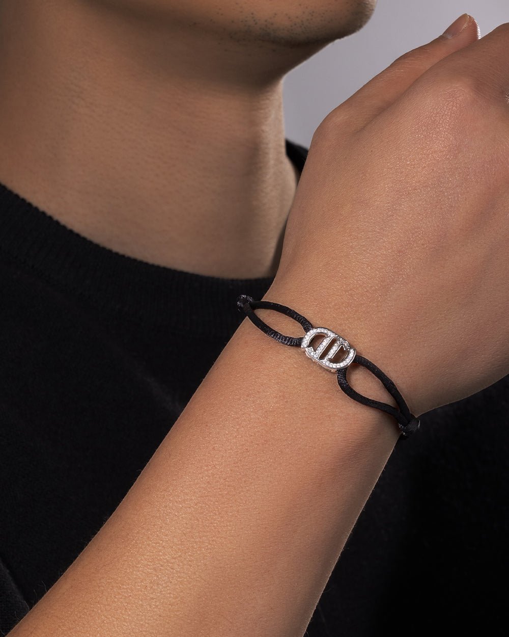 INFINITY MOISSANITE BRACELET. - WHITE GOLD - Drippy Amsterdam