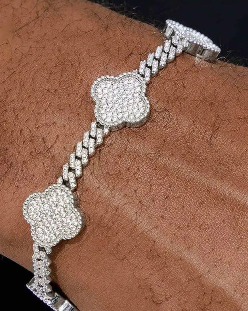 MOISSANITE CUBAN CLOVER BRACELET. - WHITE GOLD - Drippy Amsterdam