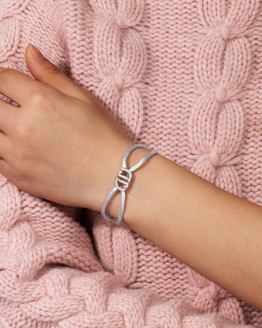 MOISSANITE INFINITY BRACELET. - WHITE GOLD - Drippy Amsterdam