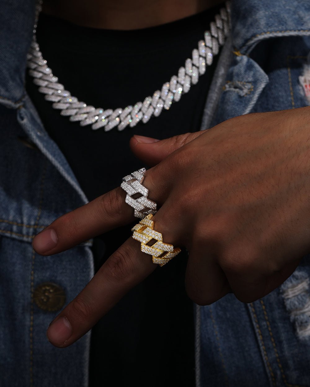 MOISSANITE PRONG CUBAN RING. - WHITE GOLD - Drippy Amsterdam