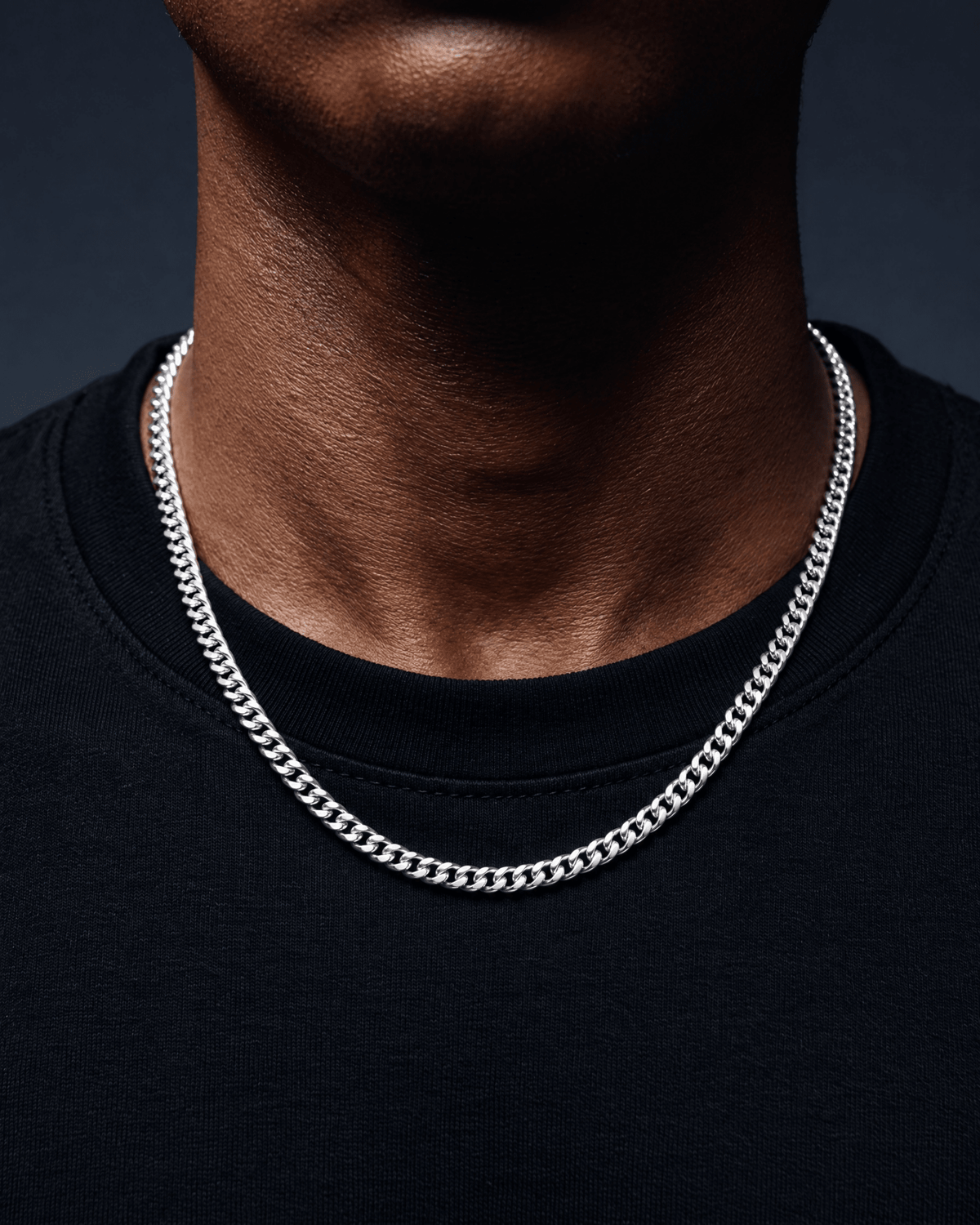 4mm white gold Clean Cubana chain worn on the neck