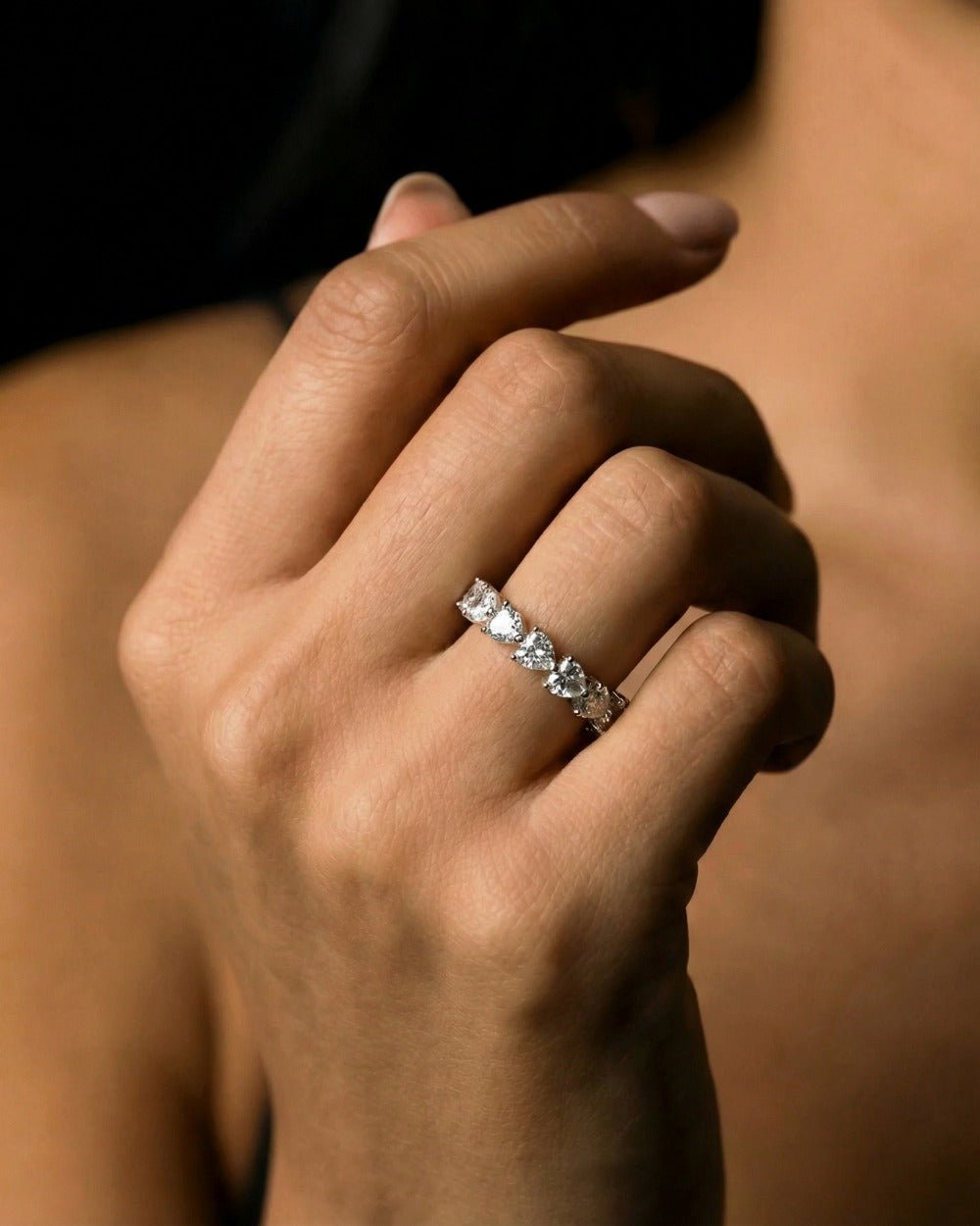 HEART CUT BAND RING. - Drippy Amsterdam