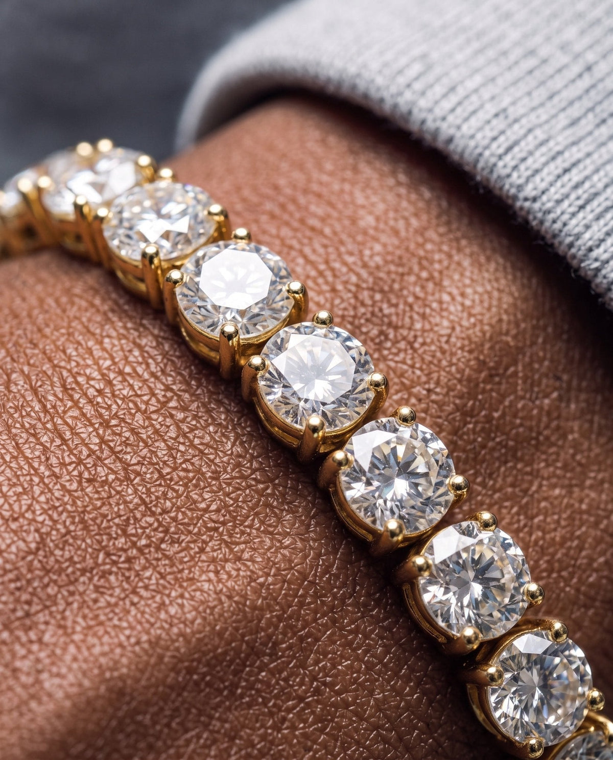5mm gold Tennisboy bracelet worn on the wrist