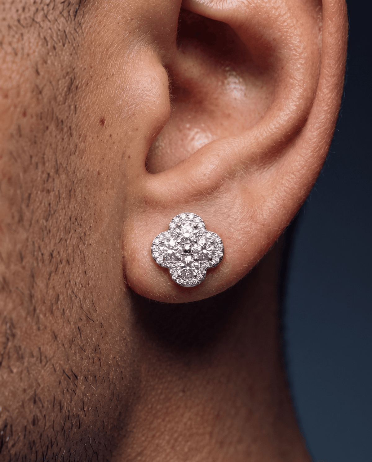 ICED CLOVER STUDS. - 925 - Drippy Amsterdam