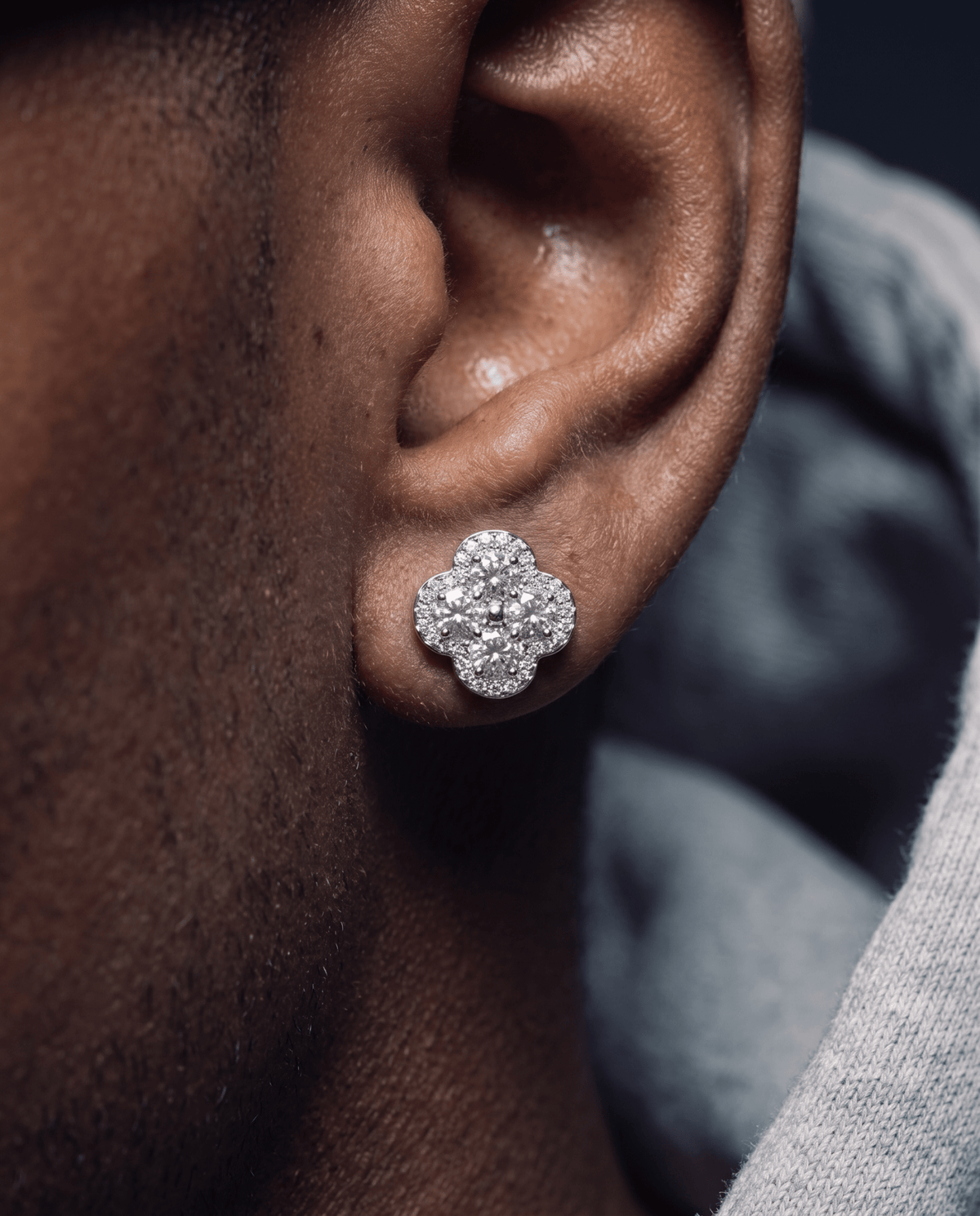 ICED CLOVER STUDS. - 925 - Drippy Amsterdam