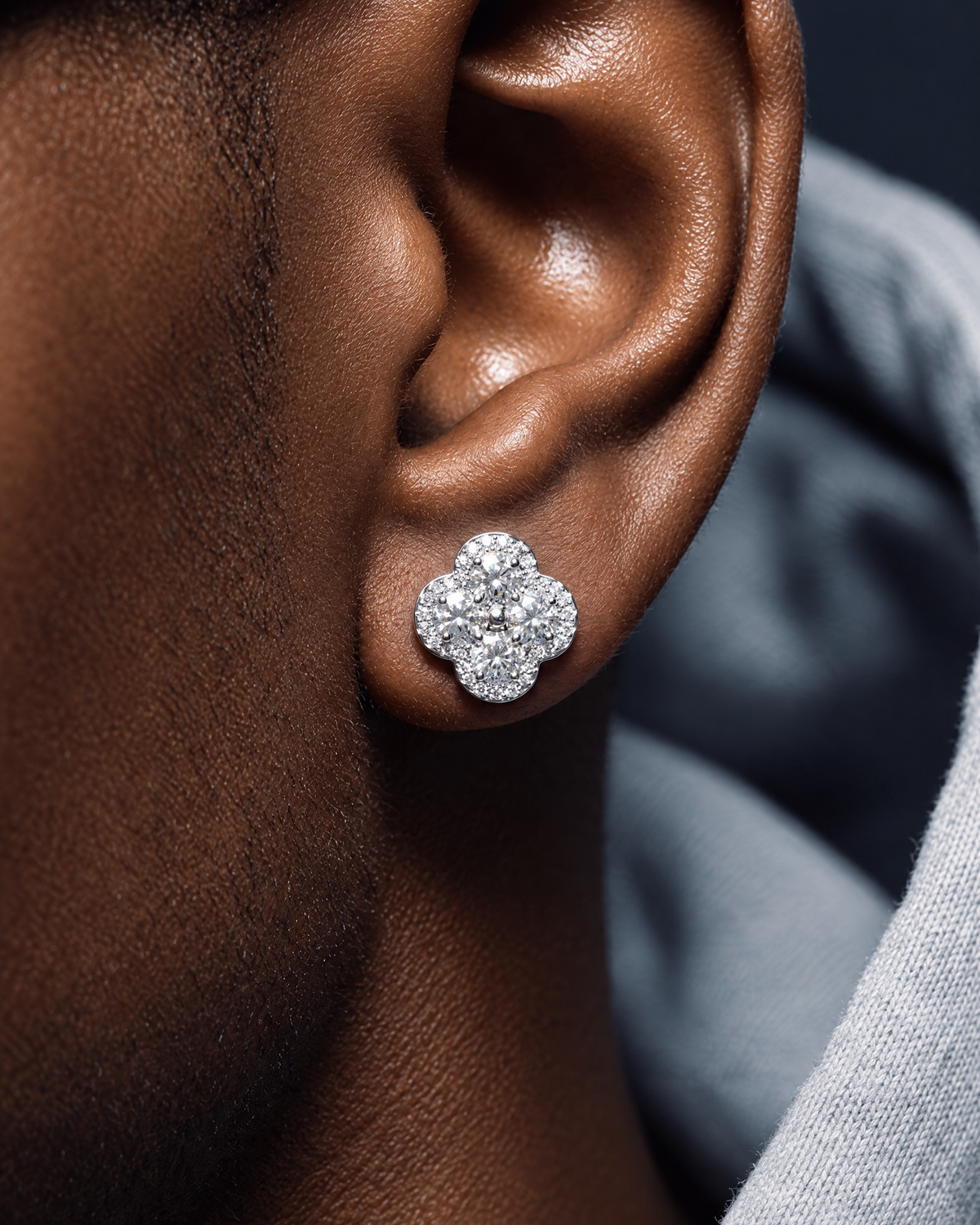 ICED CLOVER STUDS. - 925 - Drippy Amsterdam