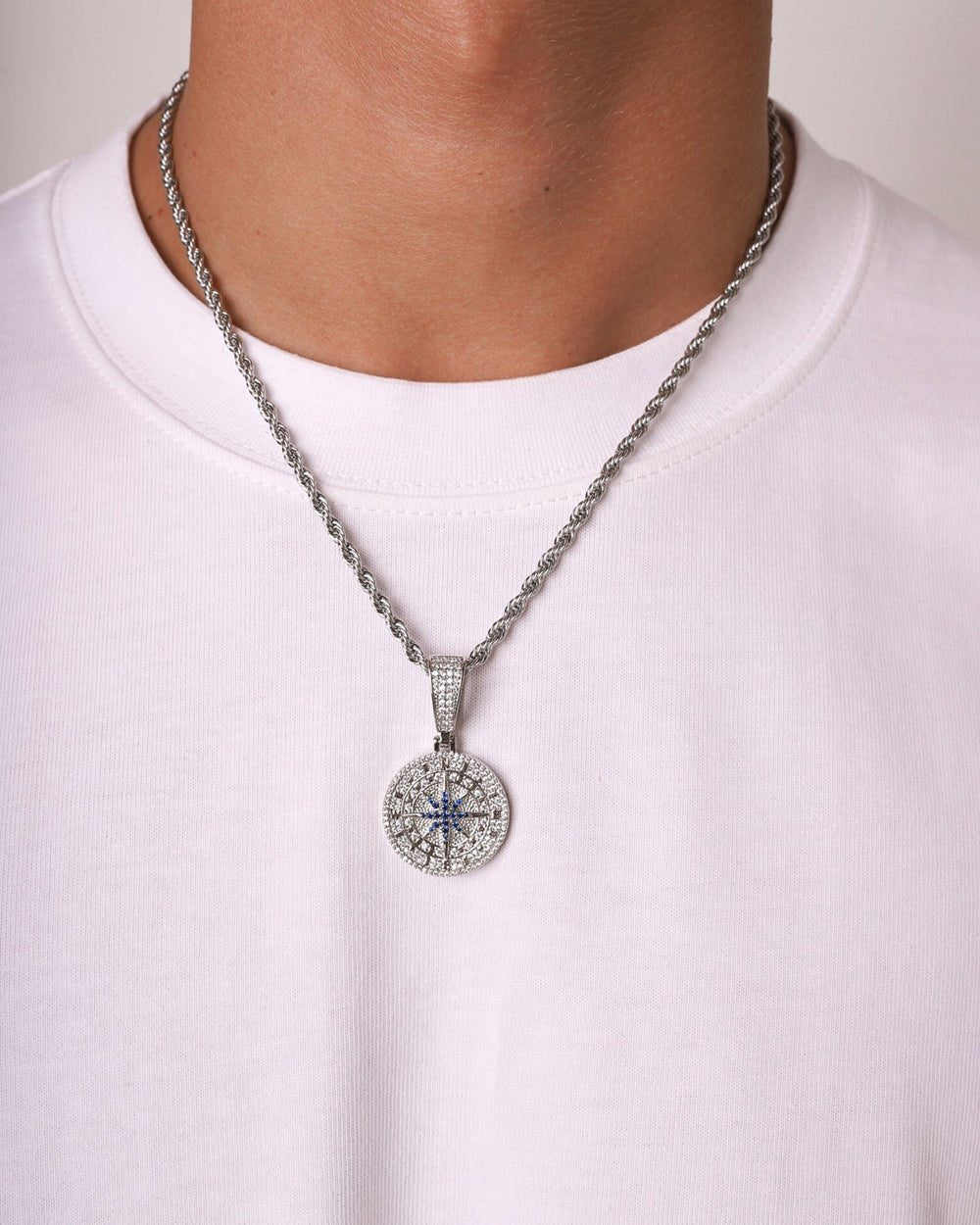 ICED COMPASS PENDANT. - WHITE GOLD - Drippy Amsterdam