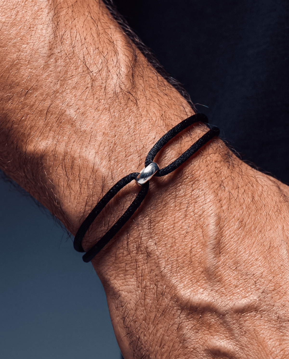 MINIMAL CORD BRACELET. - Drippy Amsterdam