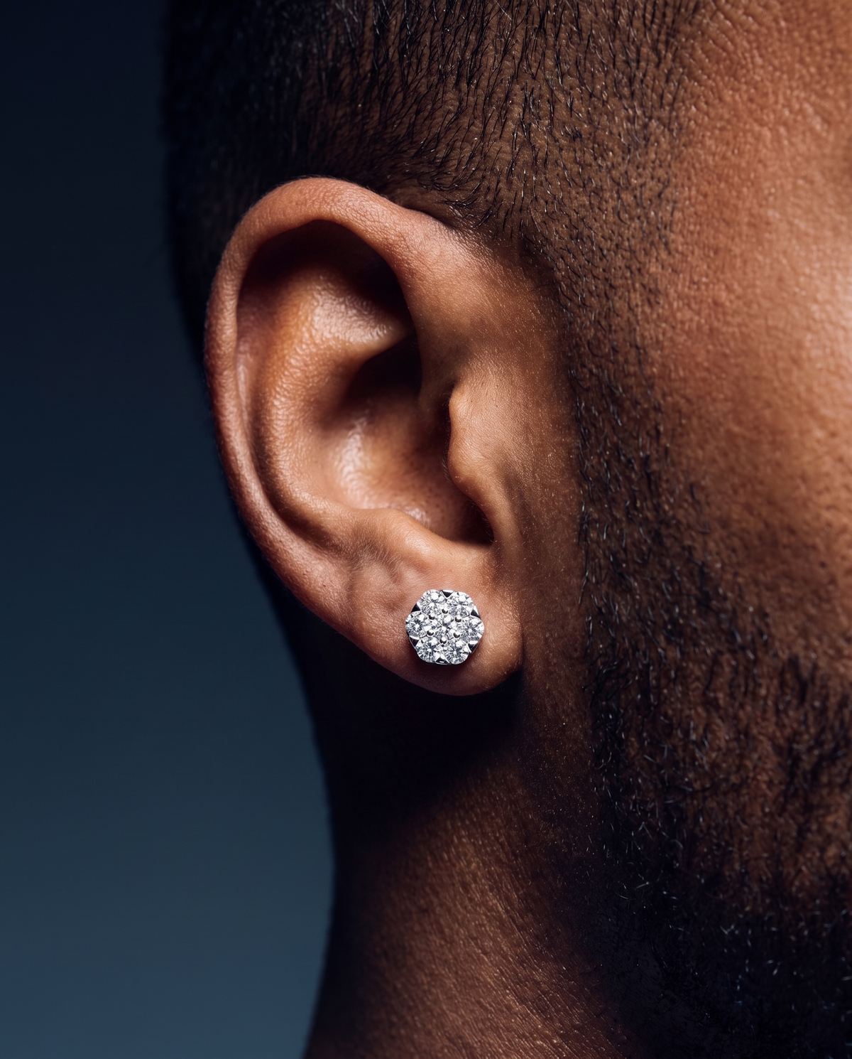 MOISSANITE CLUSTER EARRINGS.