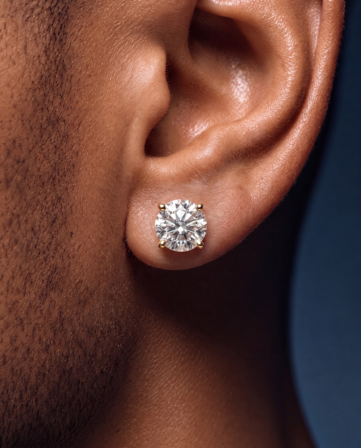 MOISSANITE DIAMOND STUDS. - 5MM GOLD - Drippy Amsterdam