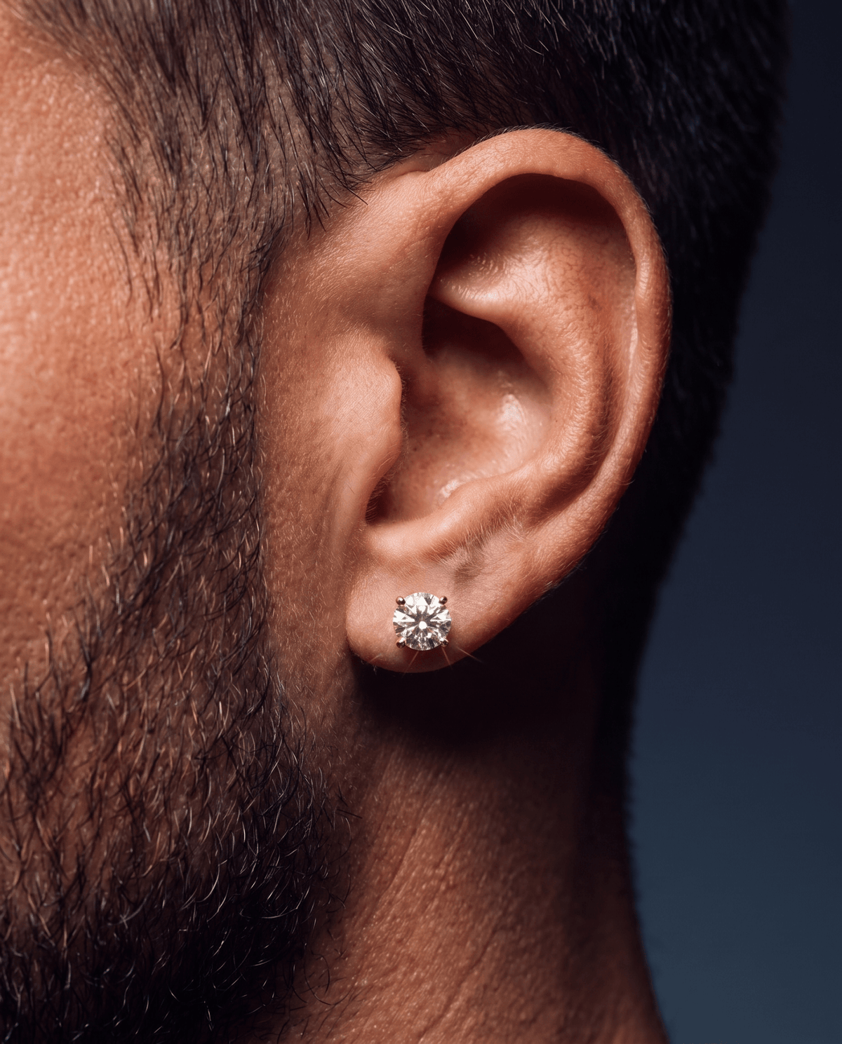 MOISSANITE DIAMOND STUDS. - 5MM GOLD - Drippy Amsterdam