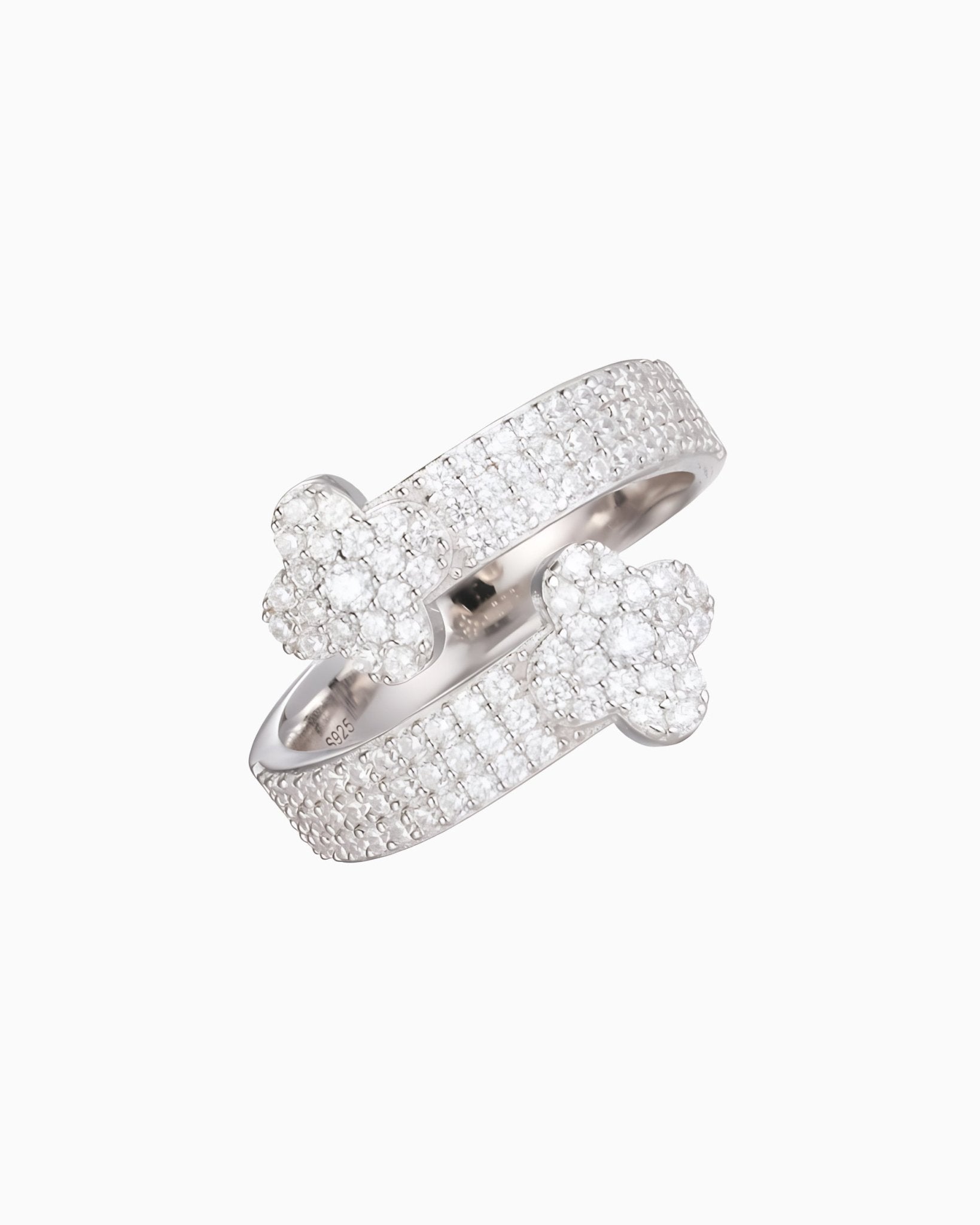 MOISSANITE HUGGING CLOVER RING. - Drippy Amsterdam