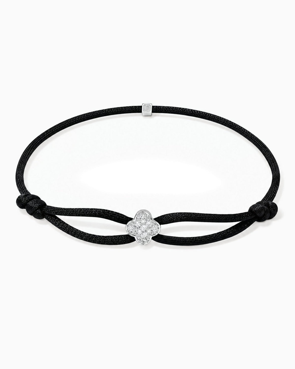 MOISSANITE ICED CLOVER CORD BRACELET. - Drippy Amsterdam