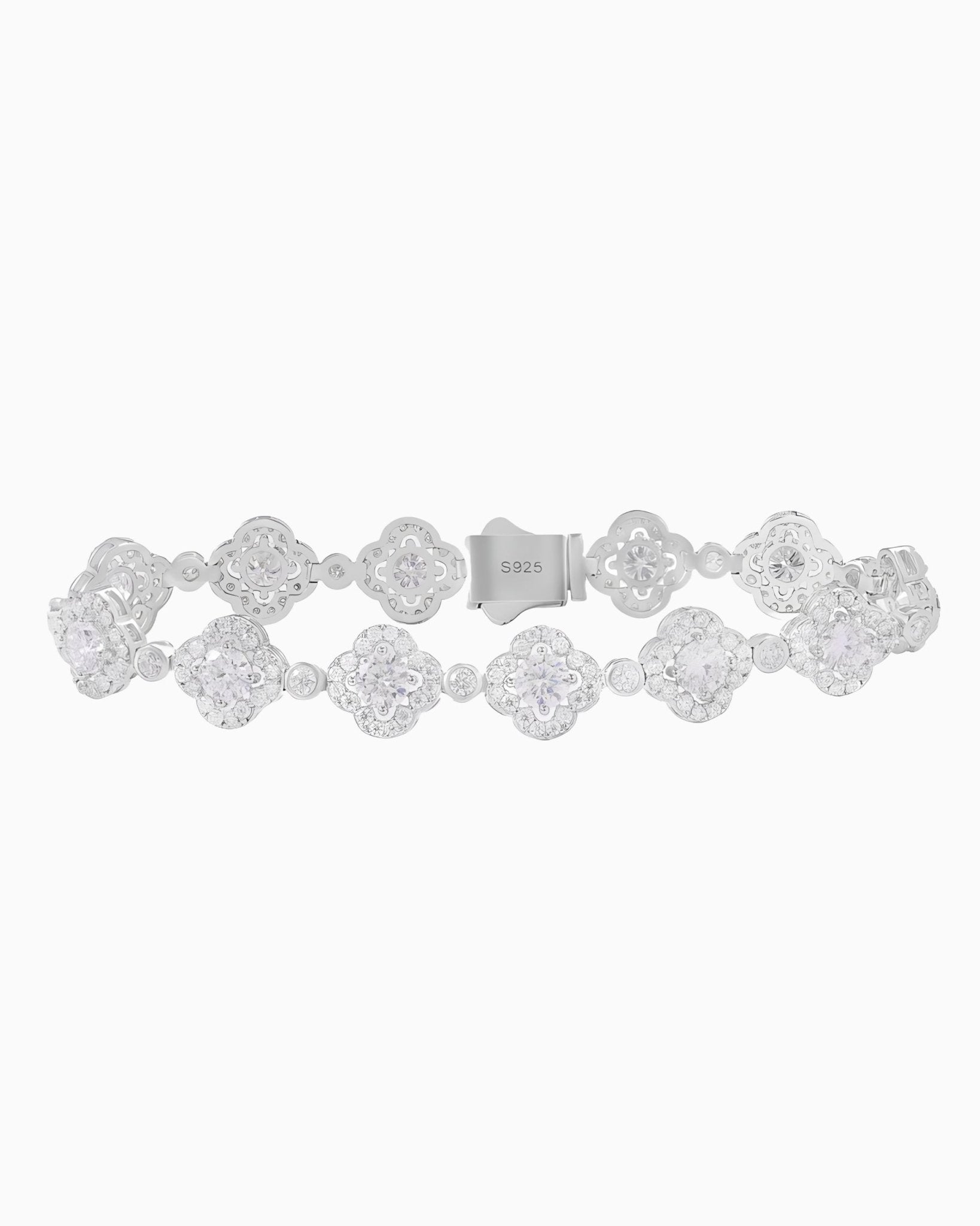 MOISSANITE ICED CLOVERS BRACELET. - Drippy Amsterdam