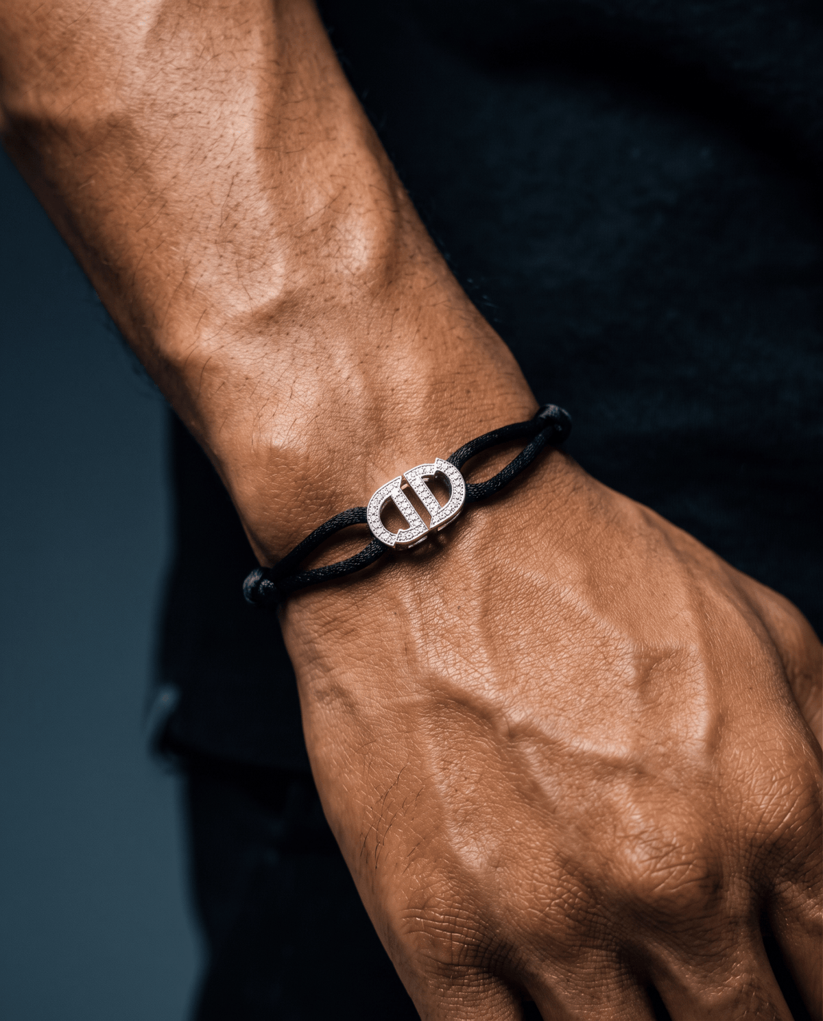 MOISSANITE INFINITY CORD BRACELET. - Drippy Amsterdam