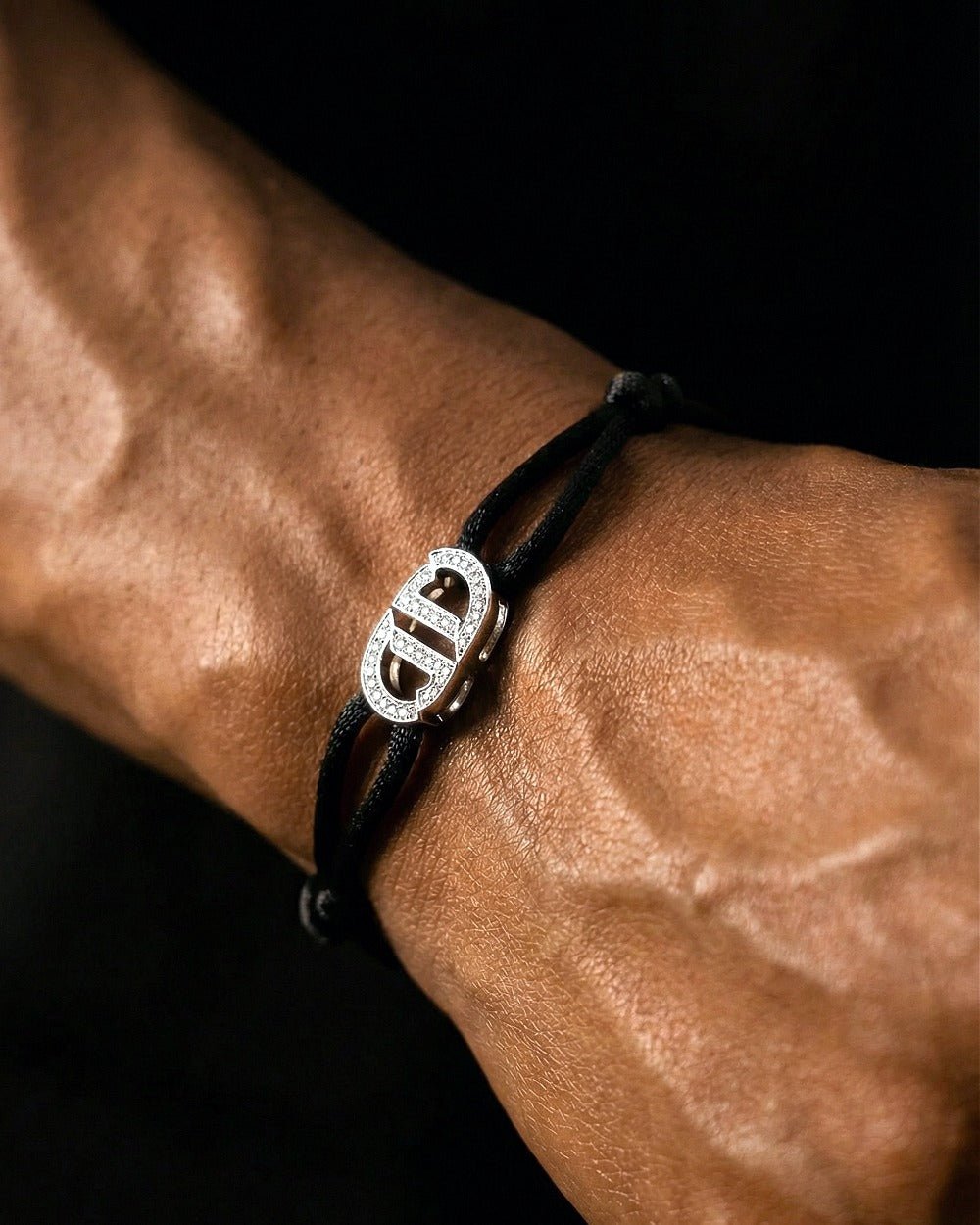 MOISSANITE INFINITY CORD BRACELET. - Drippy Amsterdam