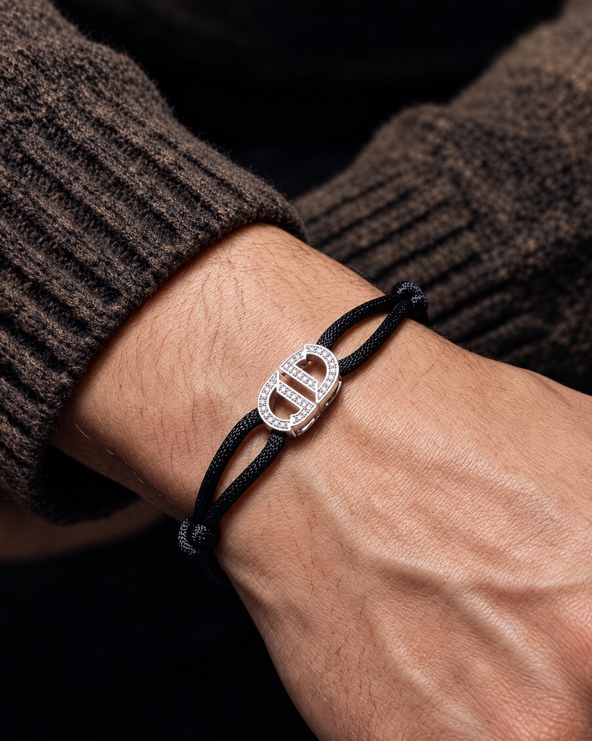 MOISSANITE INFINITY CORD BRACELET. - Drippy Amsterdam