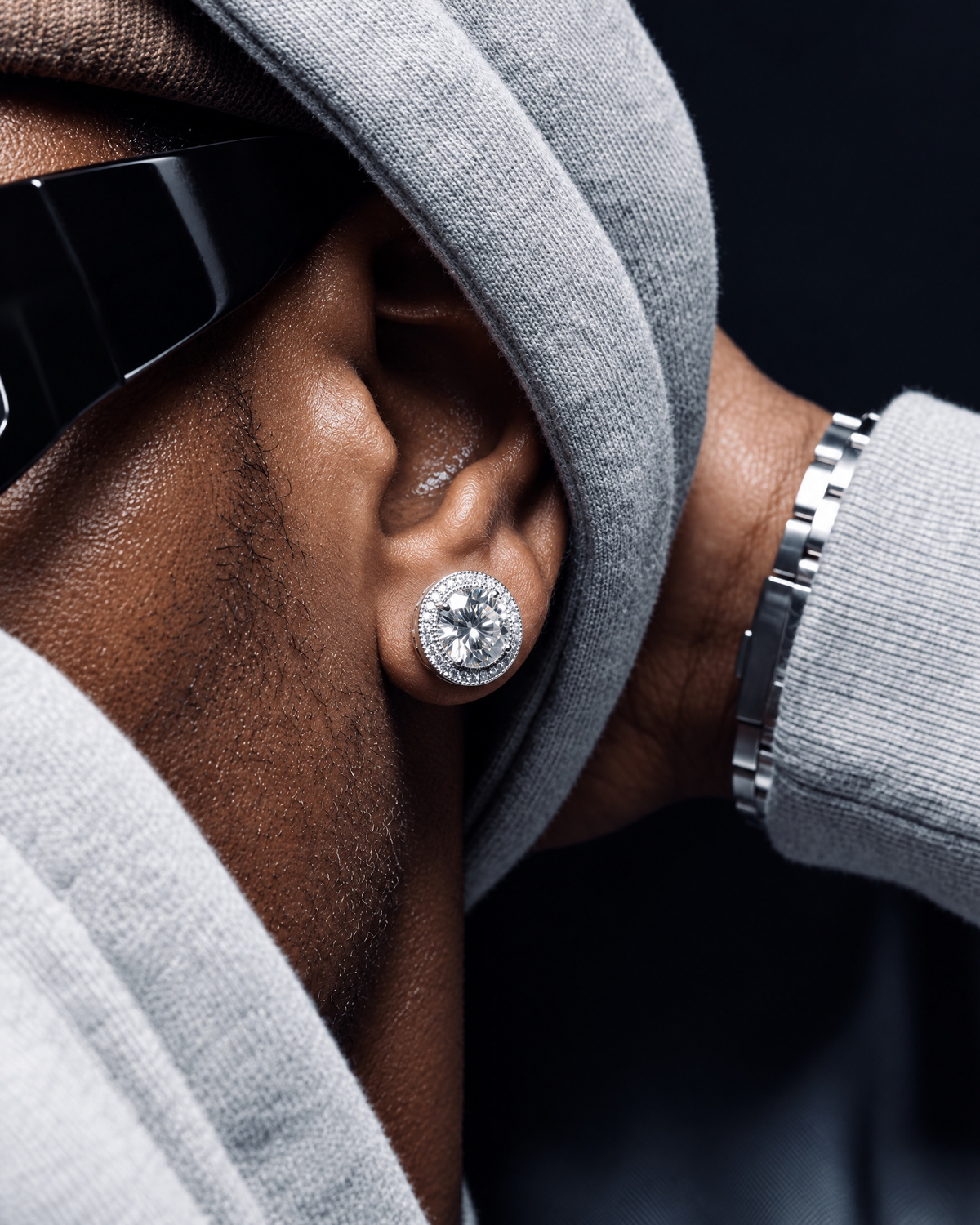 MOISSANITE POPPIN STUDS. - Drippy Amsterdam