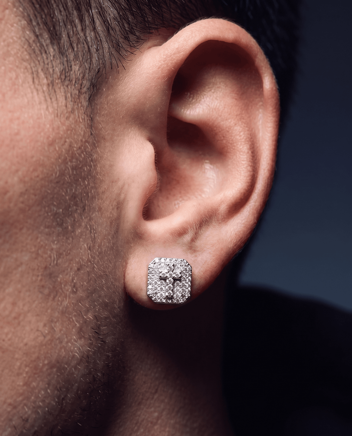 MOISSANITE SQUARE CROSS STUDS. - Drippy Amsterdam