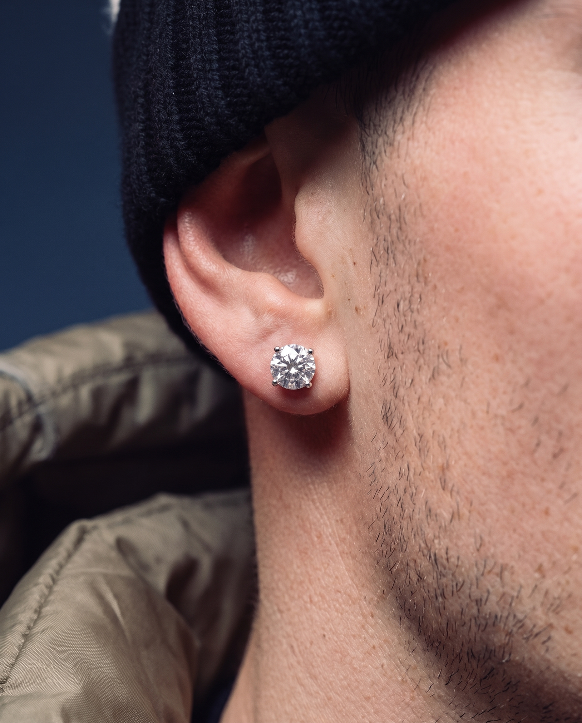 MOISSANITE DIAMOND STUDS. - 5MM