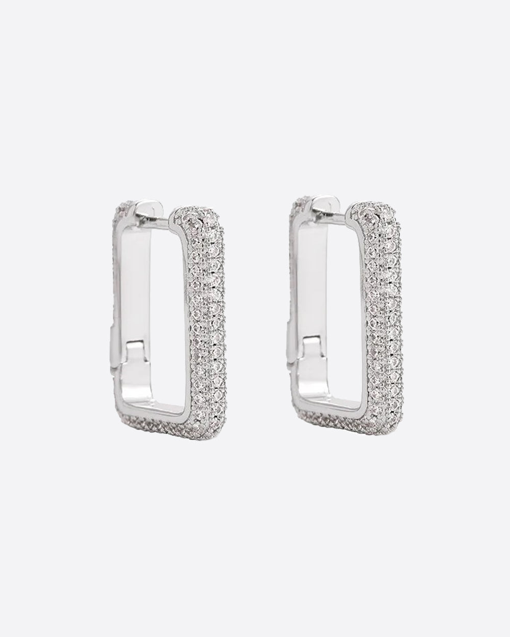 ICED CHUNKY HOOPS EARRINGS. - WHITE GOLD - Drippy Amsterdam