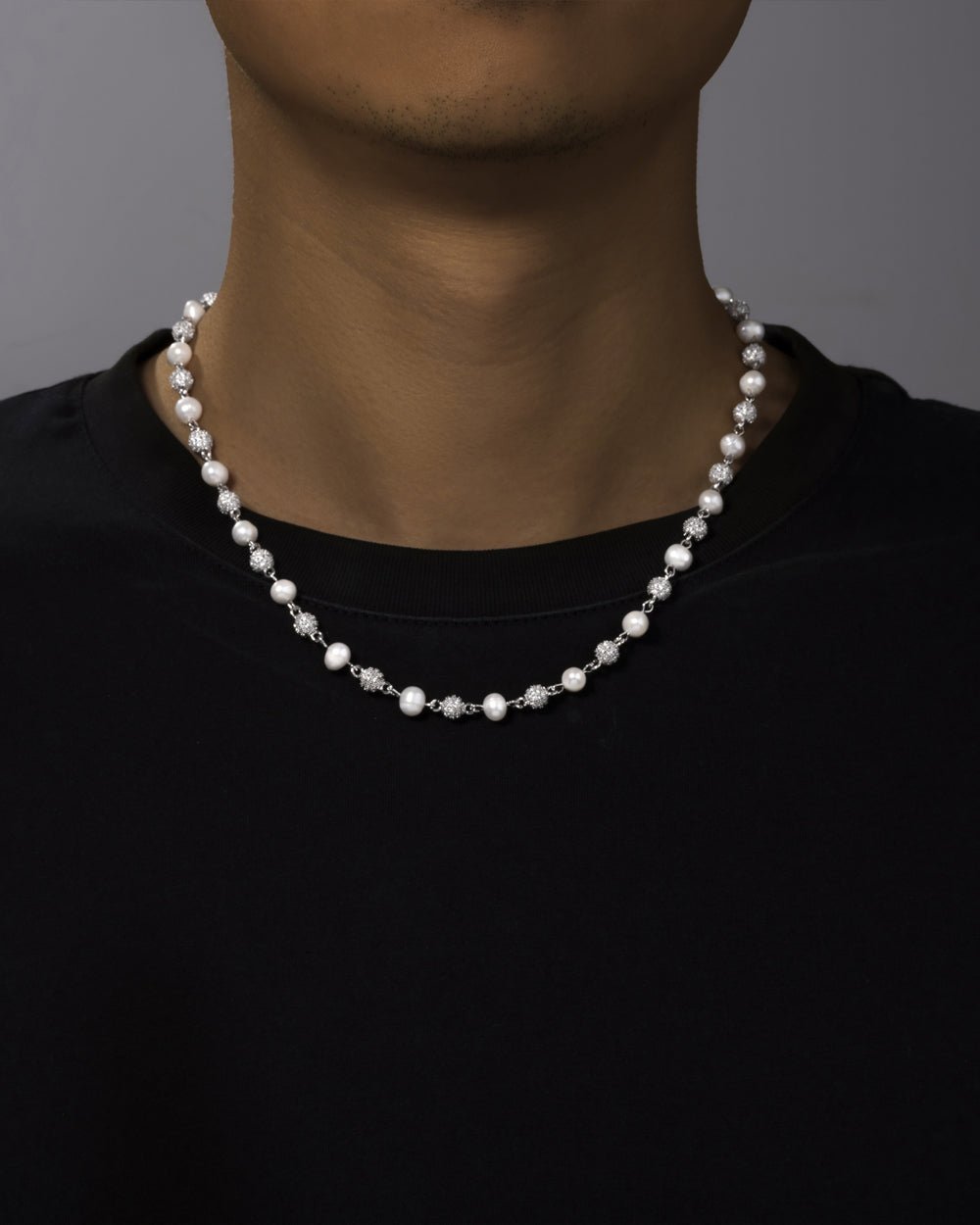 ICED & PEARLS CHAIN. - WHITE GOLD - Drippy Amsterdam