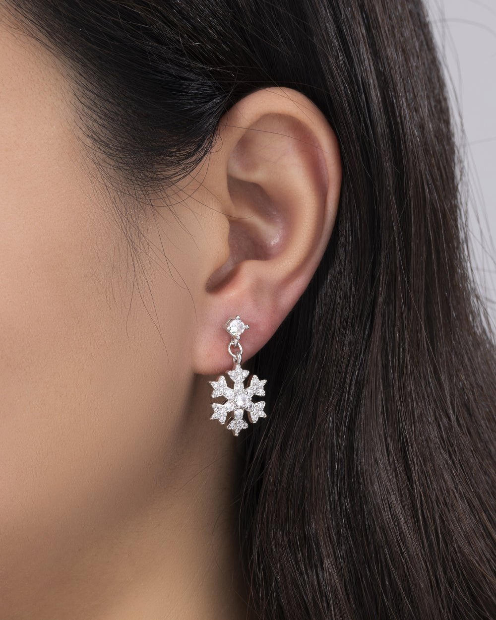 ICY SNOWFLAKE EARRINGS. - WHITE GOLD - Drippy Amsterdam