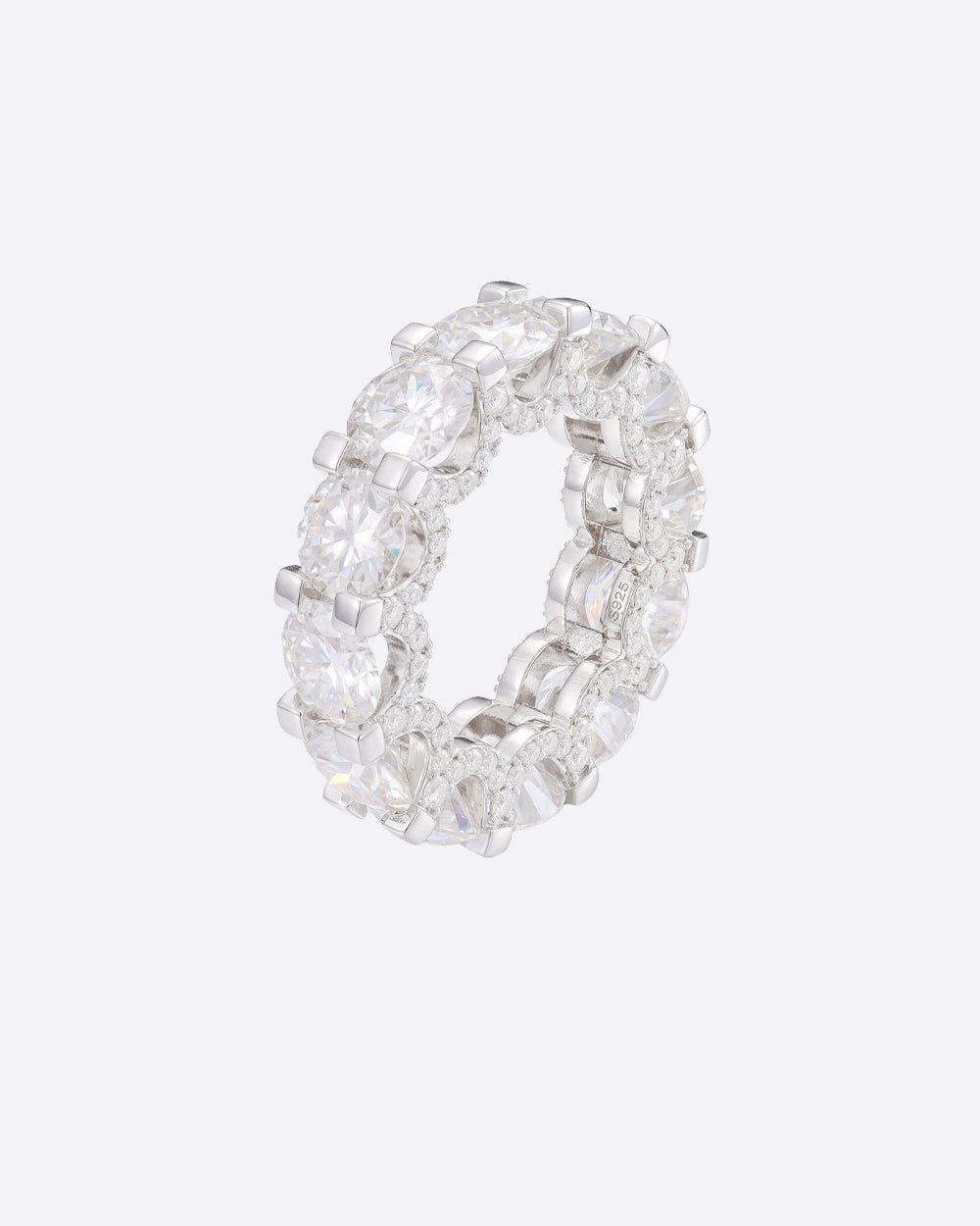 MOISSANITE FROSTED THICK ETERNITY RING. - WHITE GOLD - Drippy Amsterdam